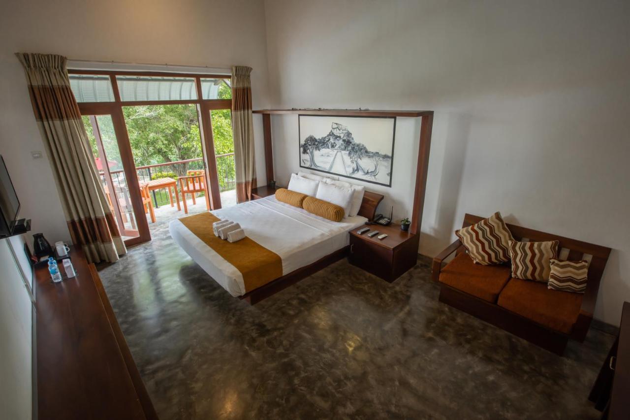 Sigiriya Wewa Addara Hotel - Hotel By The Lake Exterior photo