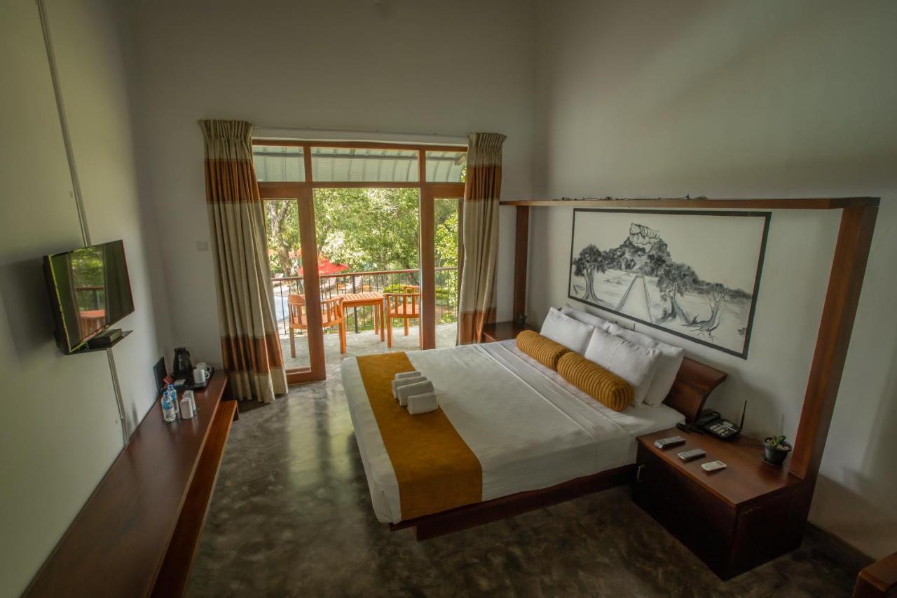 Sigiriya Wewa Addara Hotel - Hotel By The Lake Exterior photo