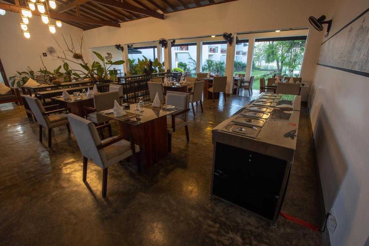 Sigiriya Wewa Addara Hotel - Hotel By The Lake Exterior photo