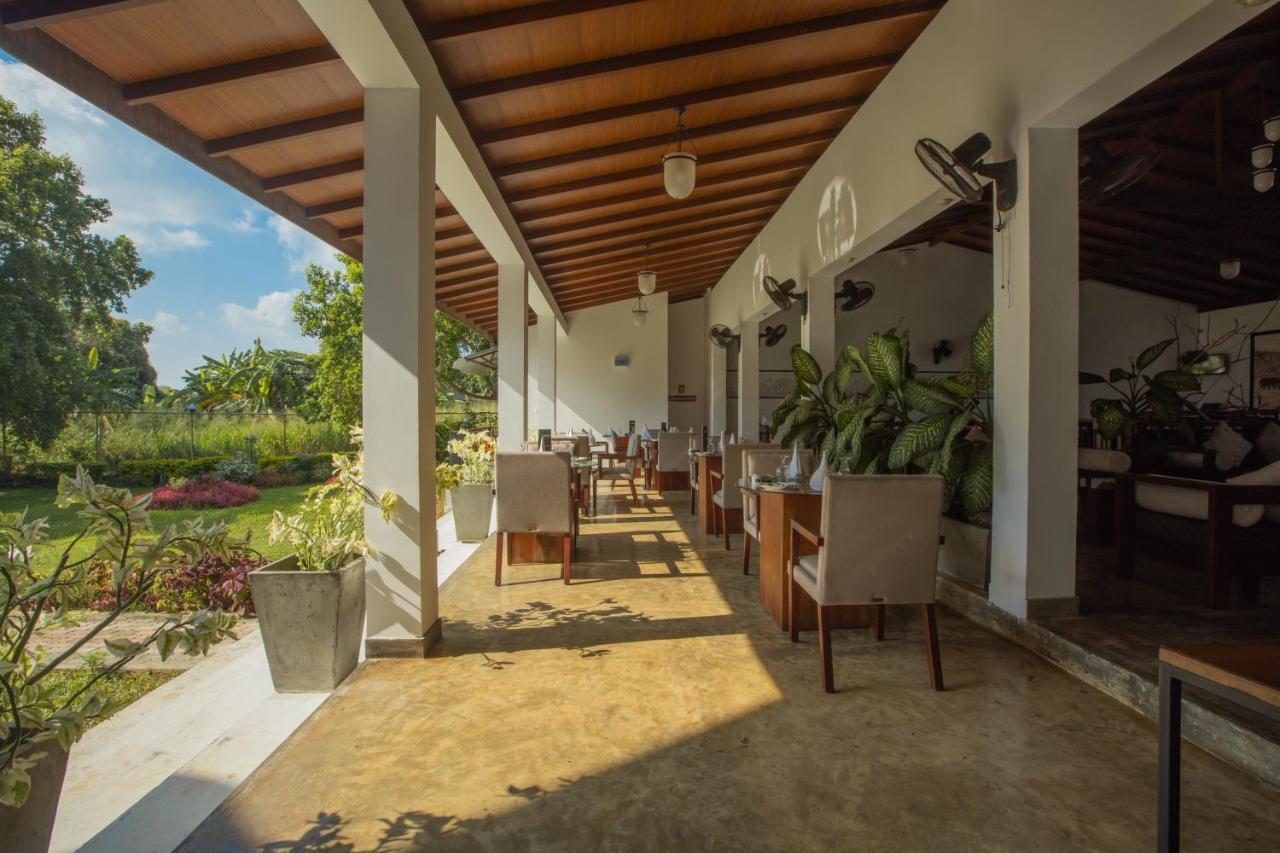 Sigiriya Wewa Addara Hotel - Hotel By The Lake Exterior photo